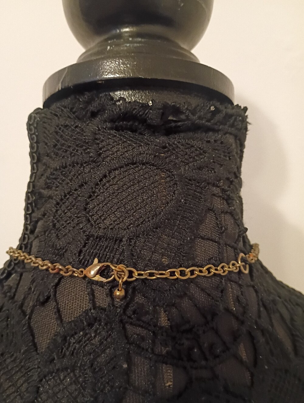 Random Necklace - Picture 2 of 5